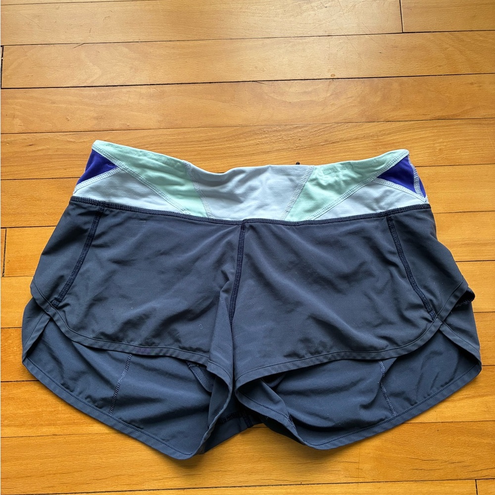 Lululemon Athletica Gray and Blue Athletic Shorts Lightweight Quick-Dry